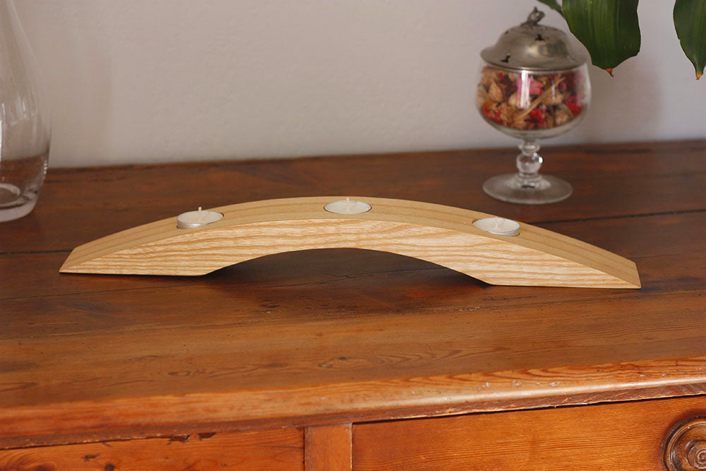 Arch candle holder
